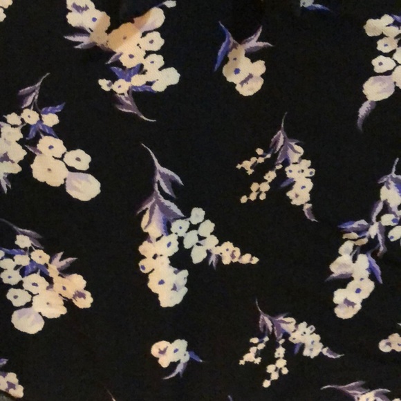 Spring Blouse - Picture 2 of 4